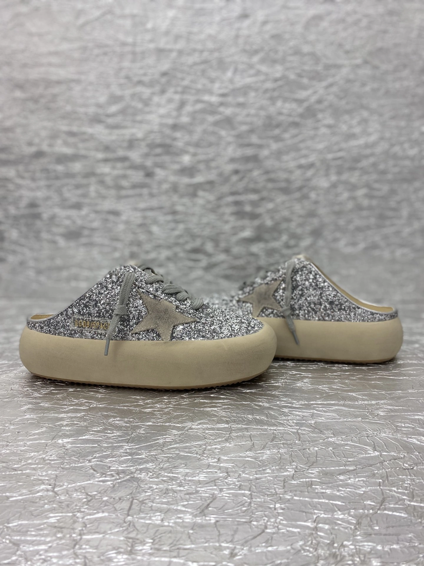 OOBB-- 6642 GWF00383.F003332.70100 Space cowhide item:E-X362J2907T
